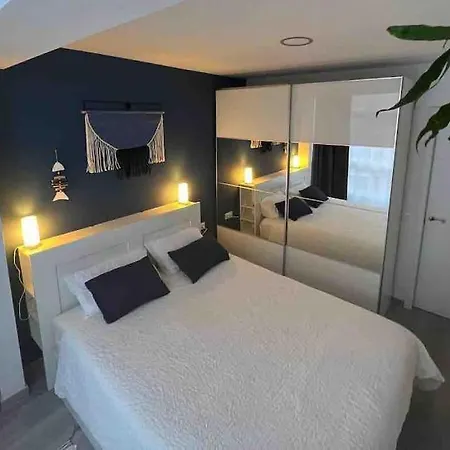 Urban Zen Con Terraza Y Jacuzzi Daire *